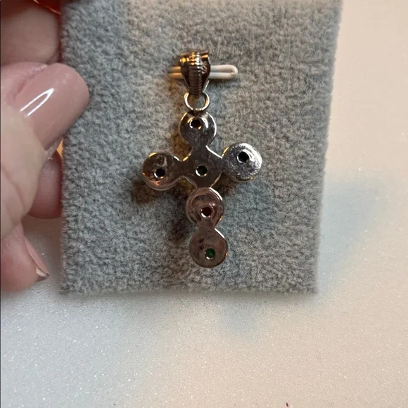 Ruby emerald and sapphire cross in sterling silver - Picture 2 of 8